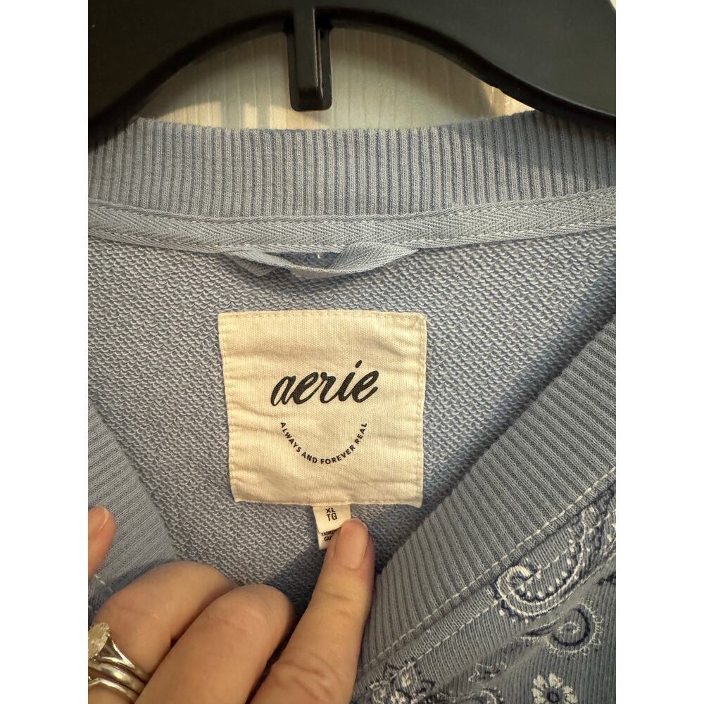 Aerie Crop Take it Easy Sweatshirt Crew Neck Blue Paisley Size XL - Picture 4 of 8